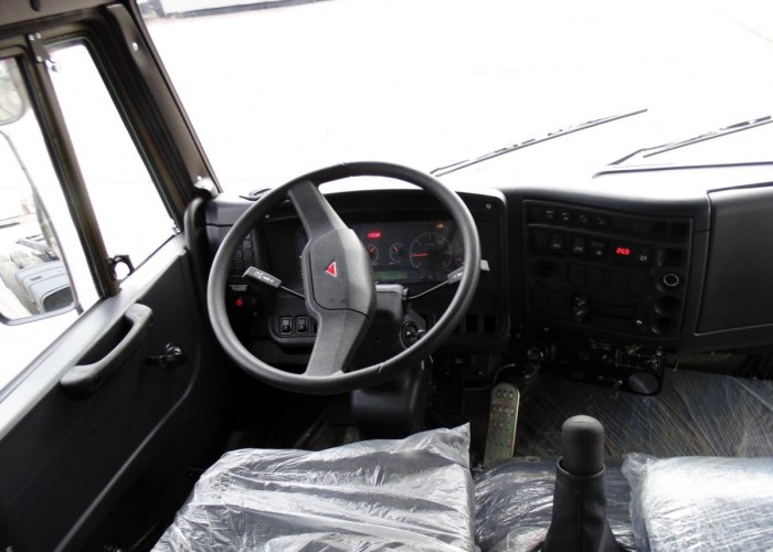 КАМАЗ 4310 самосвал салон