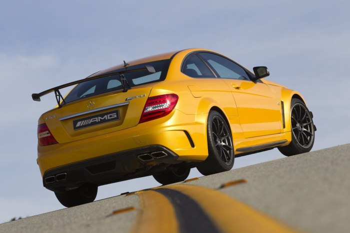 Mercedes Benz c63 AMG Coupe