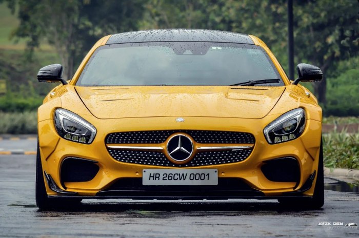 Mercedes-AMG gt 63 желтый
