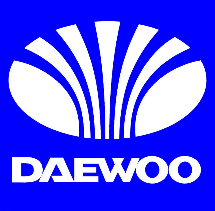 Daewoo логотип