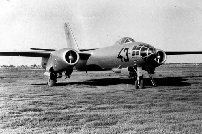Самолет ил-28