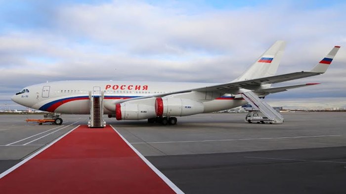 Самолёт президента России ил 96