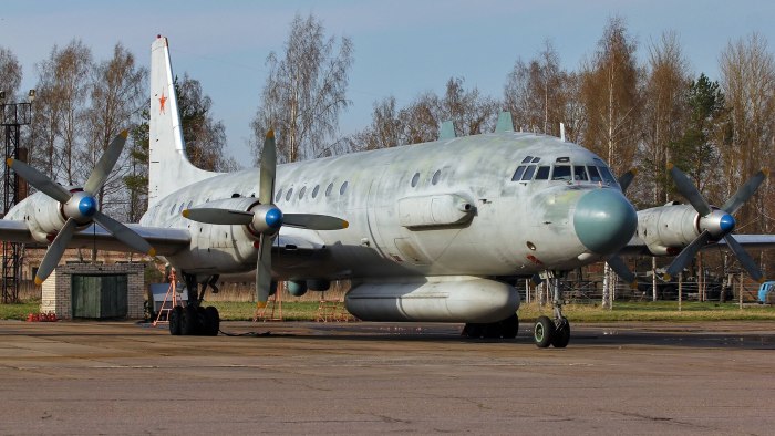 Самолёт ил-20 Штурмовик