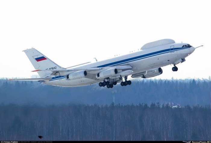 Самолет ил 86