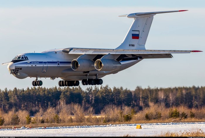 Ил-76 военно-транспортный самолёт