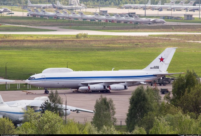 Самолет ил 86