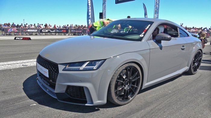 Audi TT v8