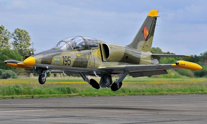 Aero l-39 Albatros самолёты