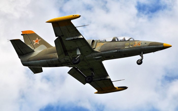 Л-4t самолет
