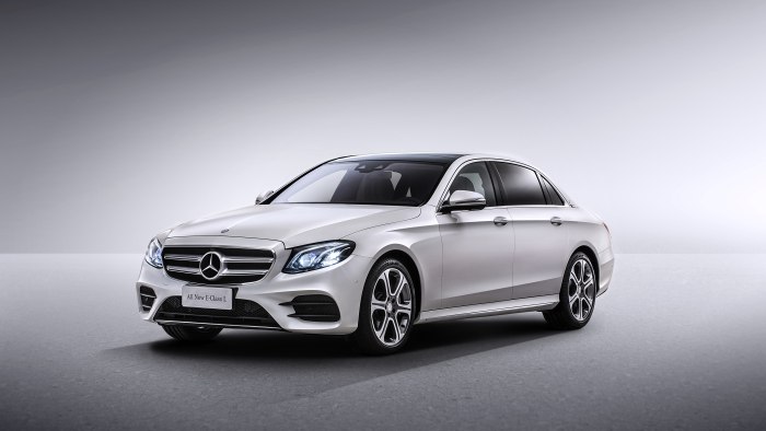 Mercedes Benz e 213