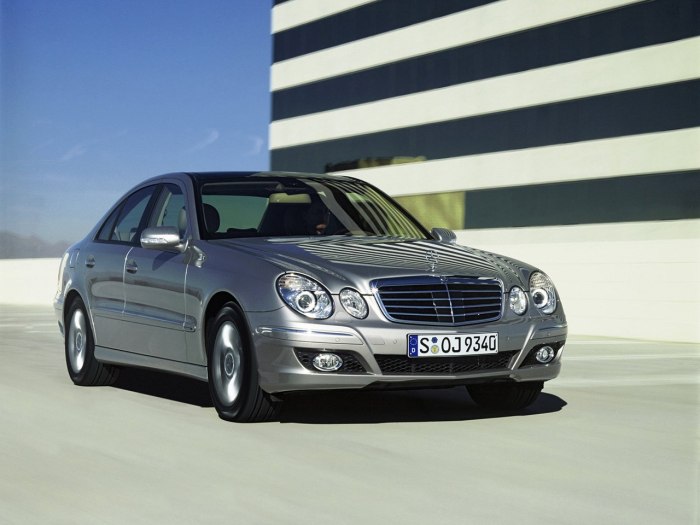 Mercedes e class w211