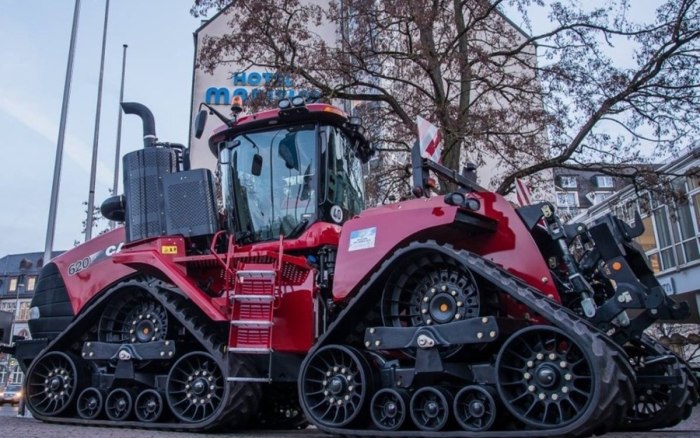 Quadtrac экскаватор