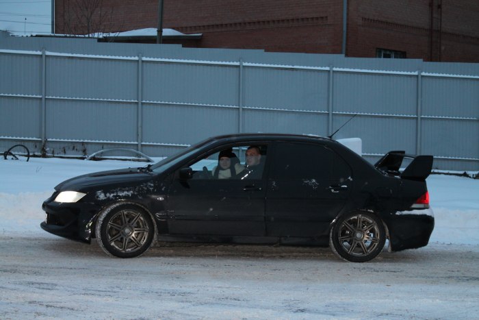 Lancer 9 2.0 черный