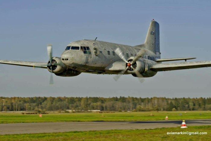 Самолет ил-28