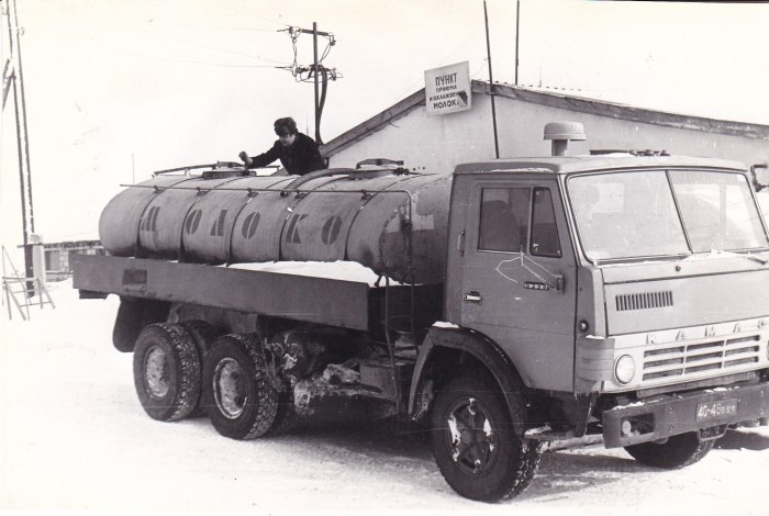 КАМАЗ 53212 молоковоз СССР