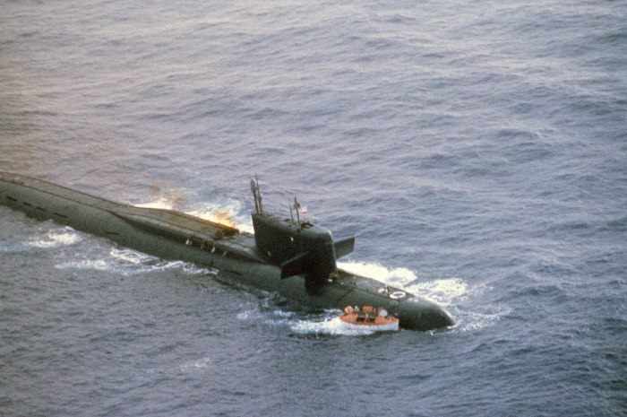 Подводная лодка к 219