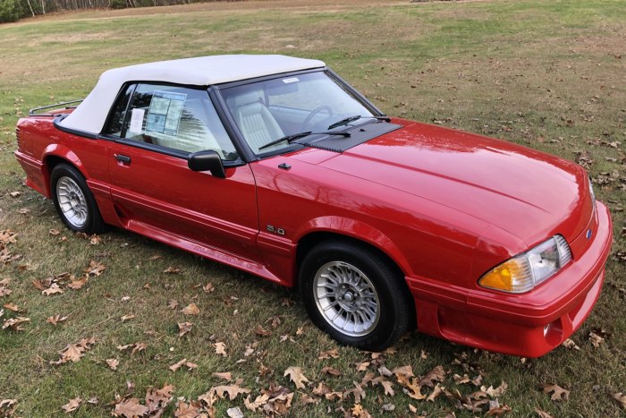 Ford Mustang 90