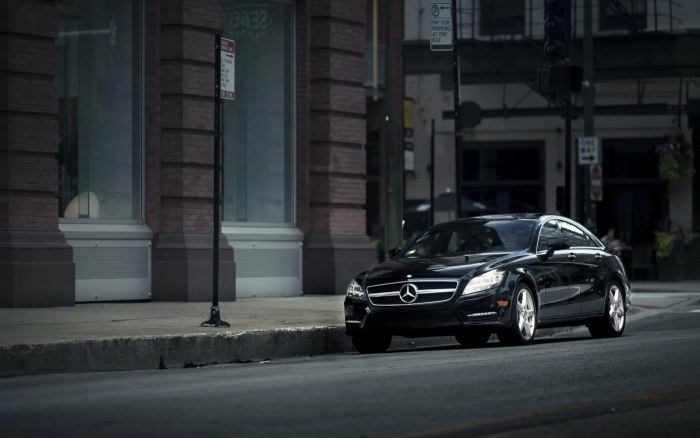 Mercedes Benz 4