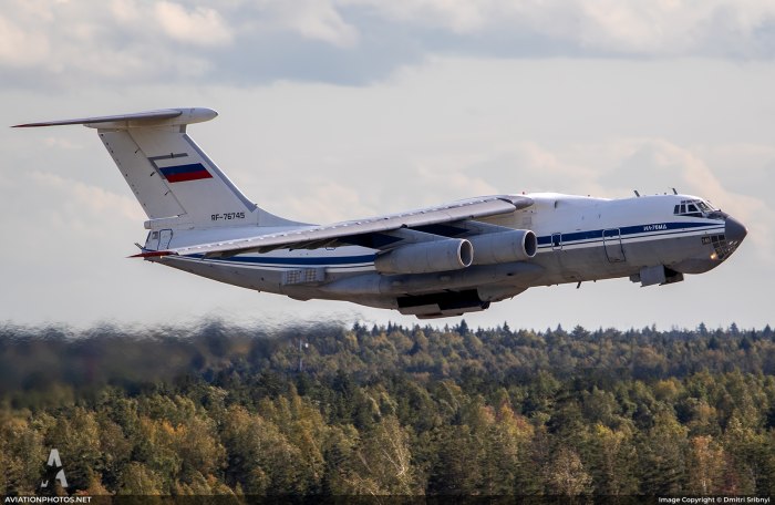 Самолет ил 76 МД