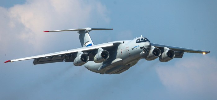 Самолёт ил-76мд-90а