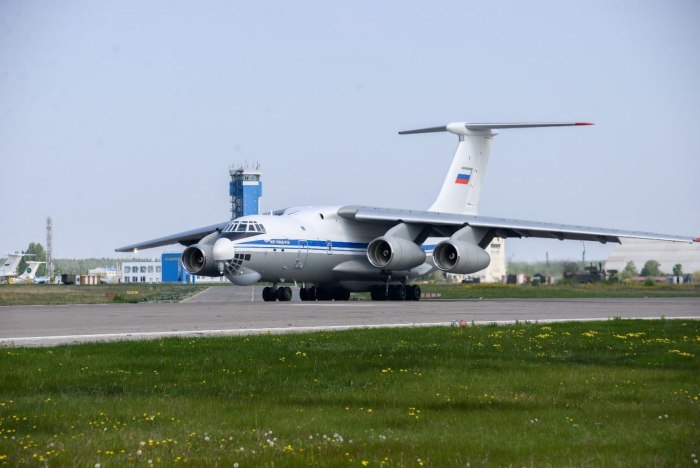 Ил-76 военно-транспортный самолёт