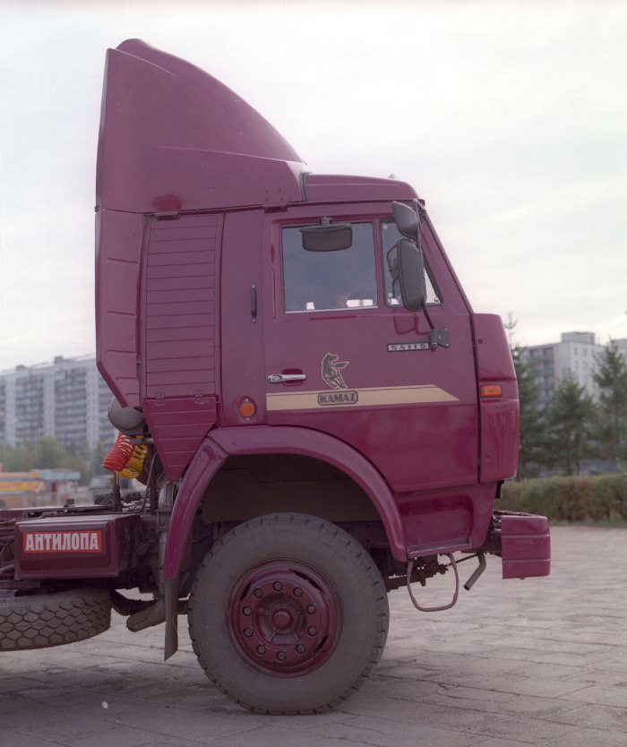 КАМАЗ 5511 самосвал 1990
