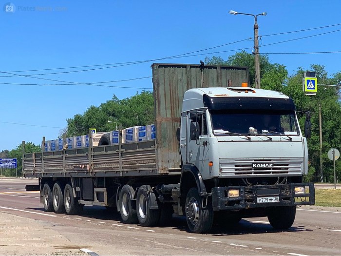 КАМАЗ 54115 фура