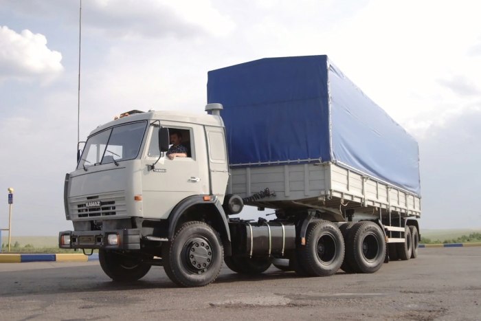 КАМАЗ 54115 седельный