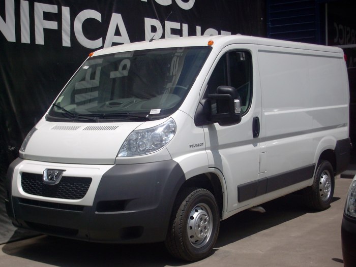 Peugeot Boxer 8 м³