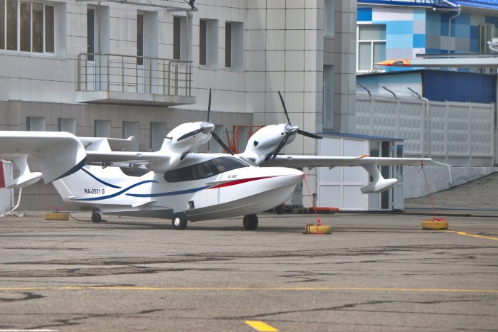 Самолёт-амфибия л-42