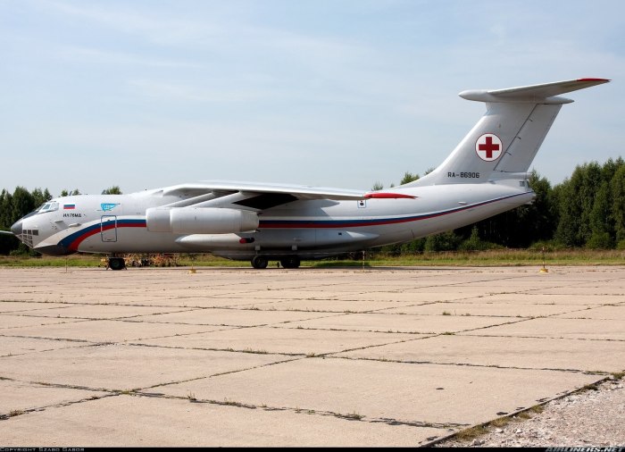 Медицинский самолёт ил-76