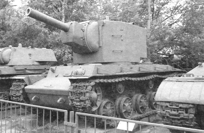 Танк кв (Клим Ворошилов)