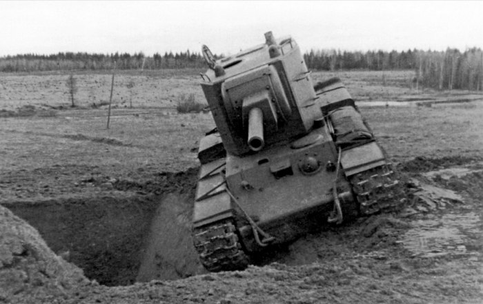 Кв-2 танк