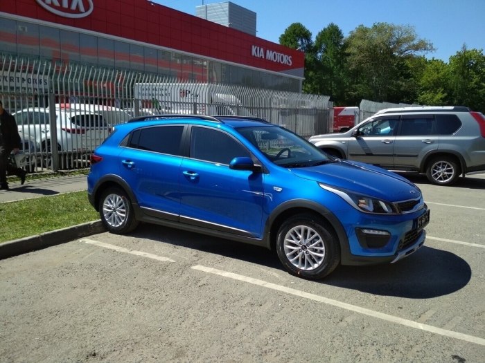 Kia Rio x-line 2019 цвета