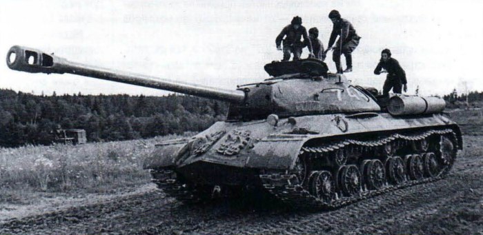 Танк ИС-2