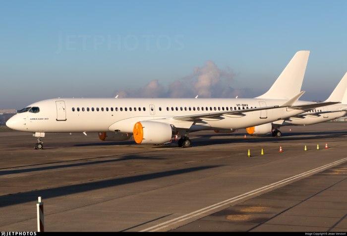 Airbus a220-100