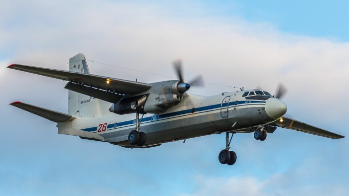 Антонов АН-26