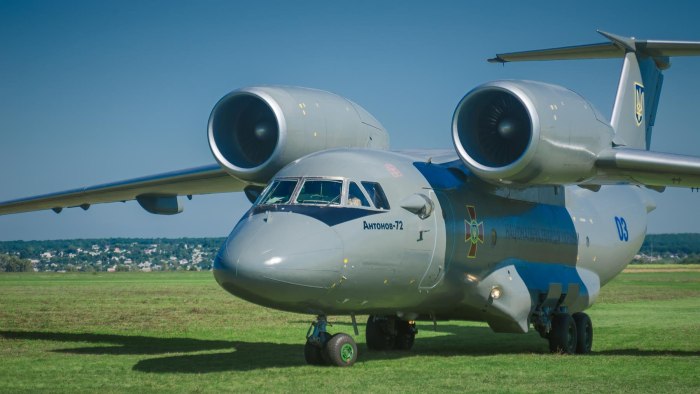 АН-72 шасси
