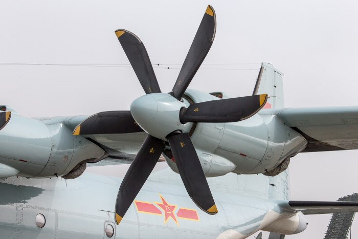 Shaanxi y-9