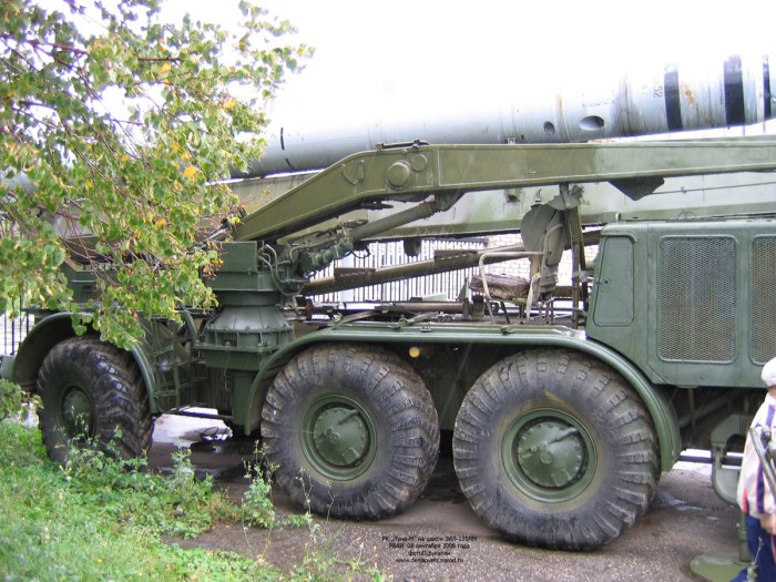 ЗИЛ 135