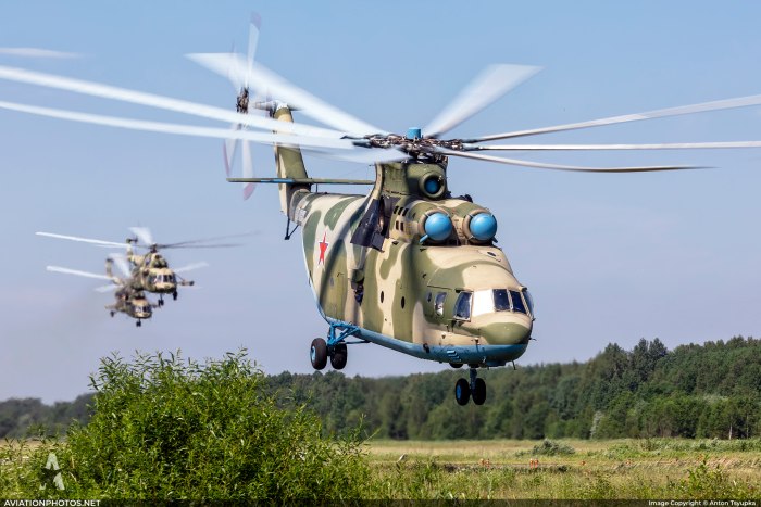 Транспортный вертолет ми-26
