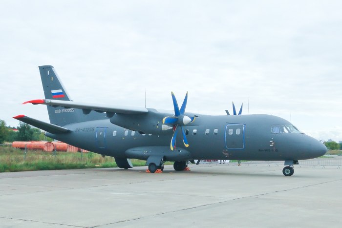 Ил-118в