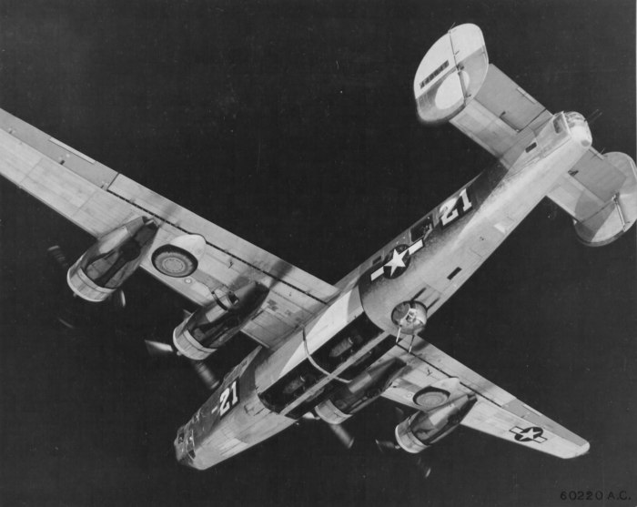 B 24 бомбардировщик