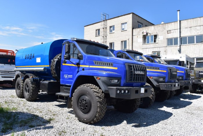 Урал 4320 АЦПТ
