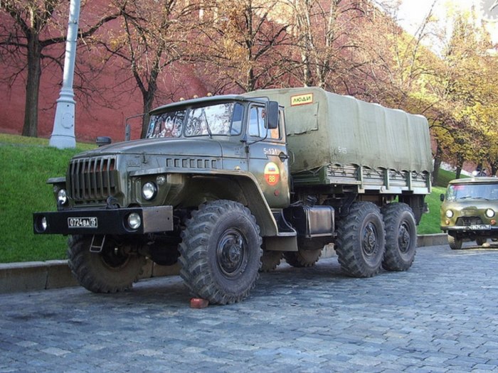 Грузовик Урал 4320