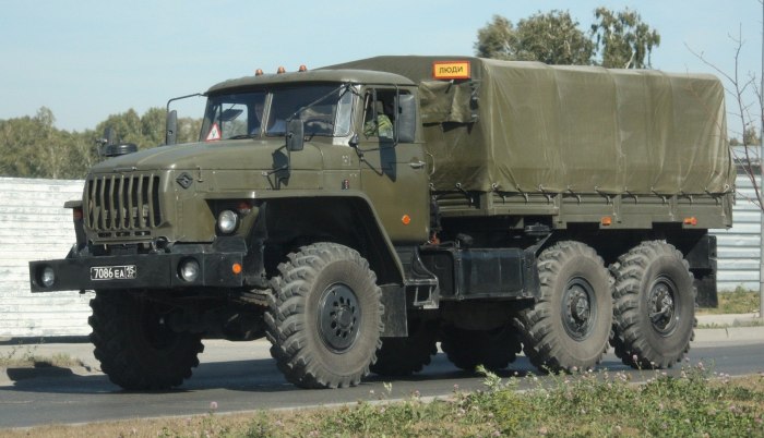 Военный Урал 4320-31