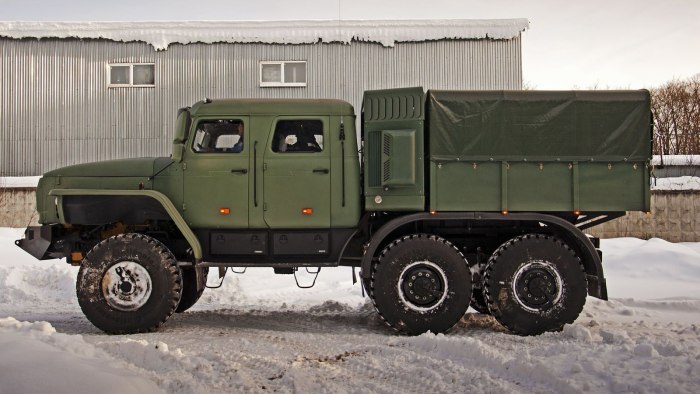 Урал 4320 Барс
