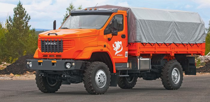 Урал-4360 4x4