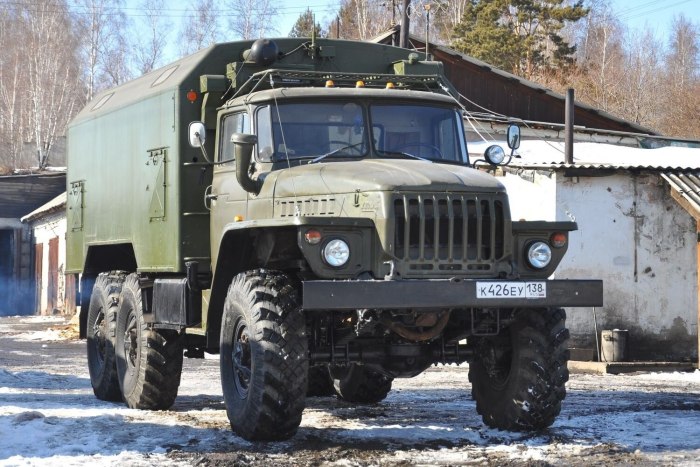 Урал 4320 армейский
