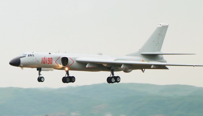 H6k бомбардировщик